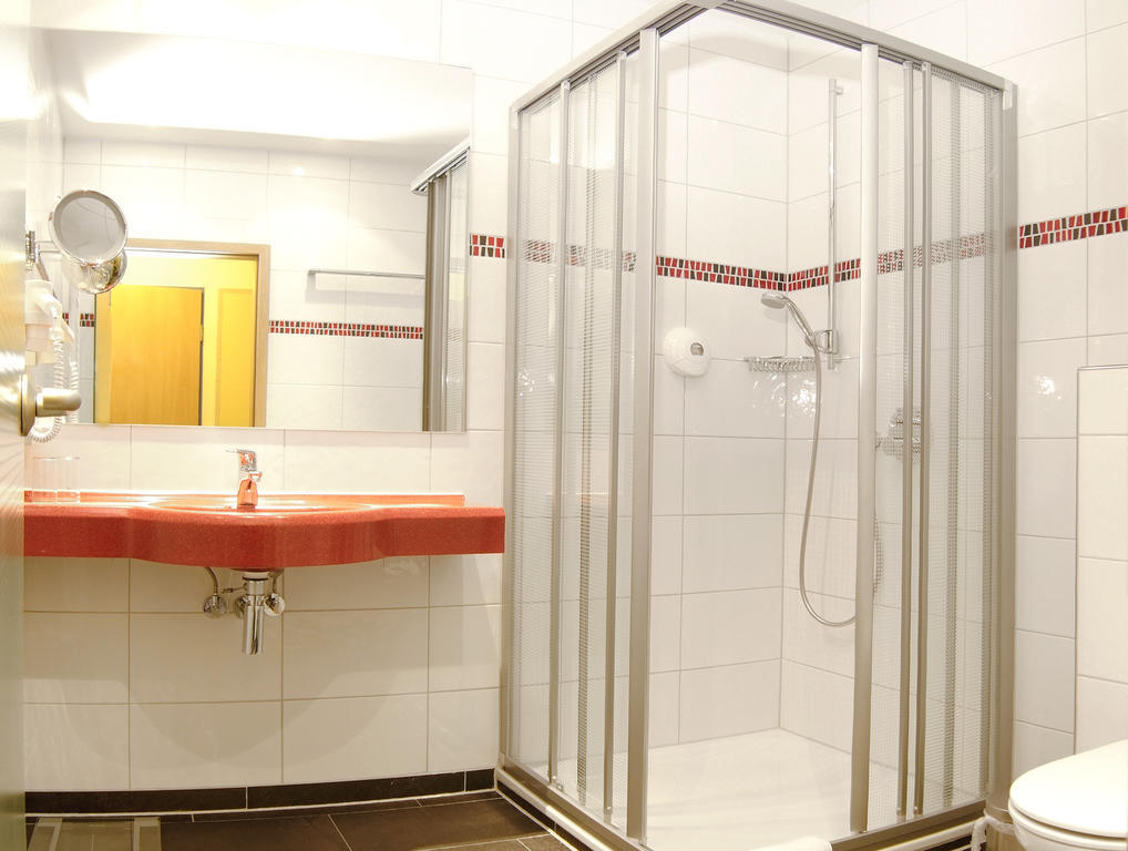 Hotel Buegener Gronau  Bilik gambar